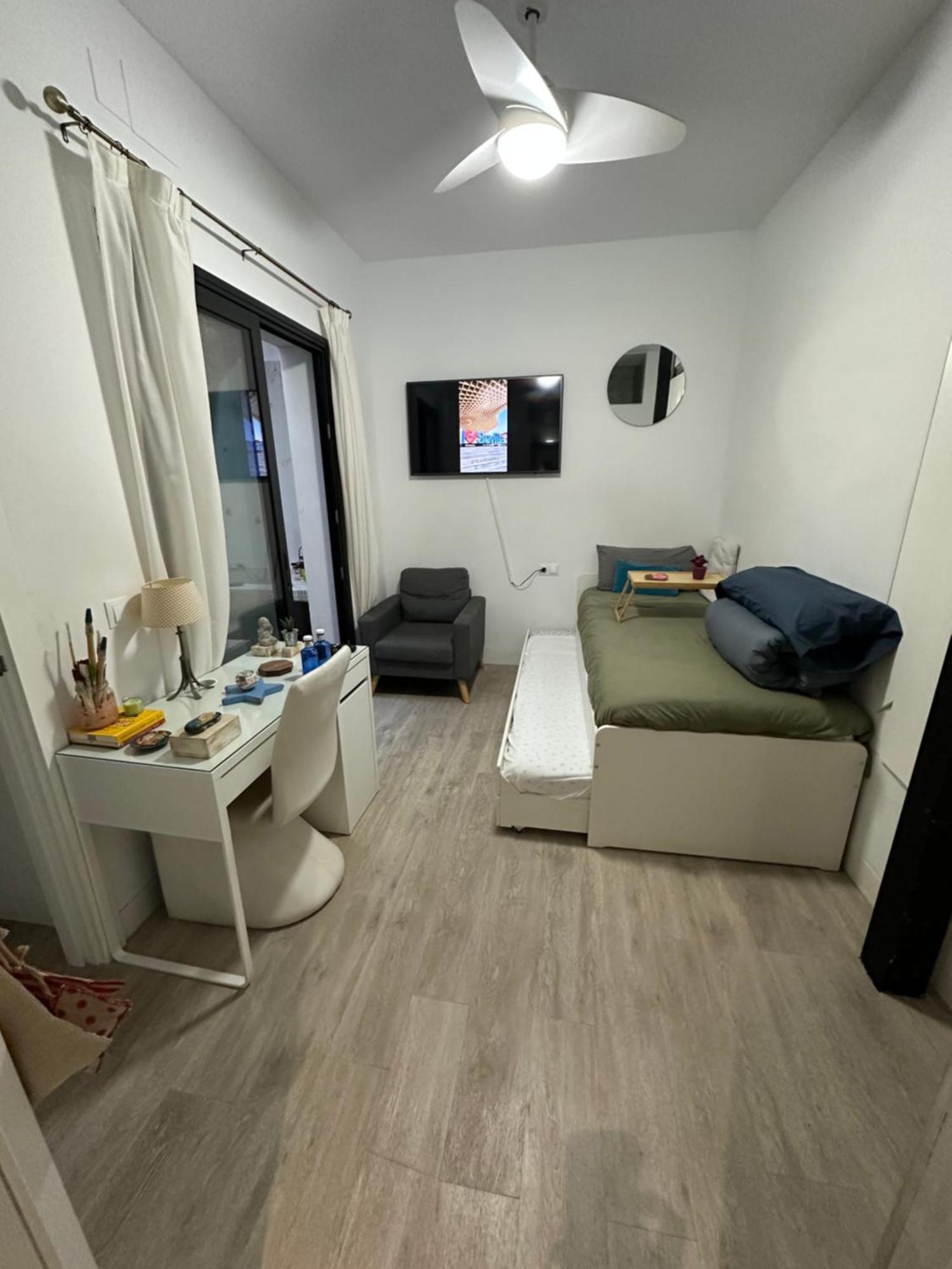 Casa Duque Compartida Familiar 2- Habitacion Bano Propio Séville Extérieur photo